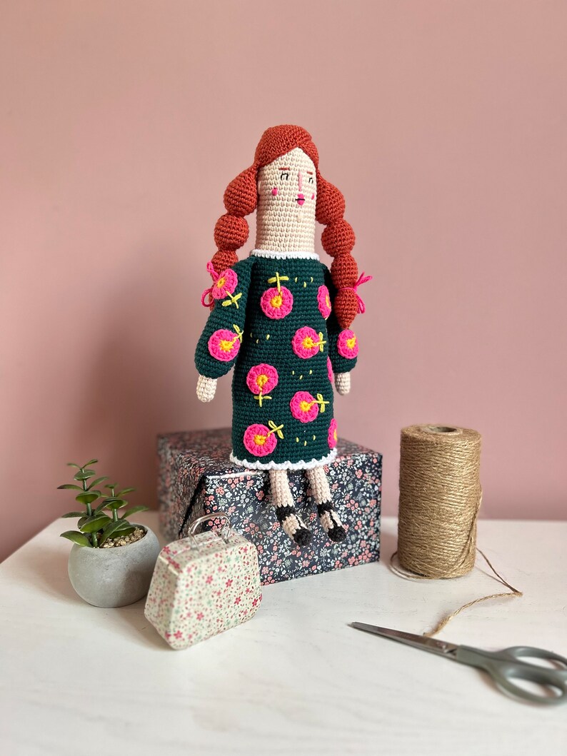 Crochet doll Teacher Miss Gladis Doll Customizable Knitted Toy, Perfect Educational Gift for Children, Artisan Soft Yarn Collectible image 9