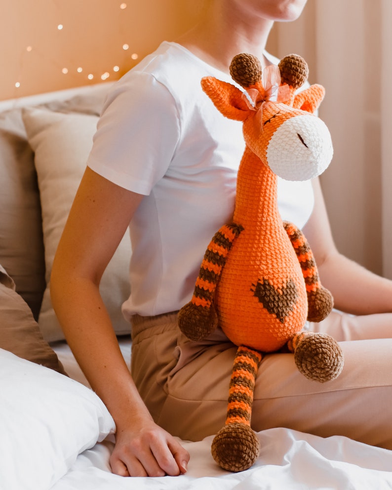 Babyhug Knitted Gift Set Giraffe Print Pack Of 5 - Orange