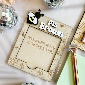 Personalised Teacher Post It Note Holder/ Teachers Appreciation Gift/Notepads Desk Organizer/Thank you Gifts ( Bee design, notepad included)