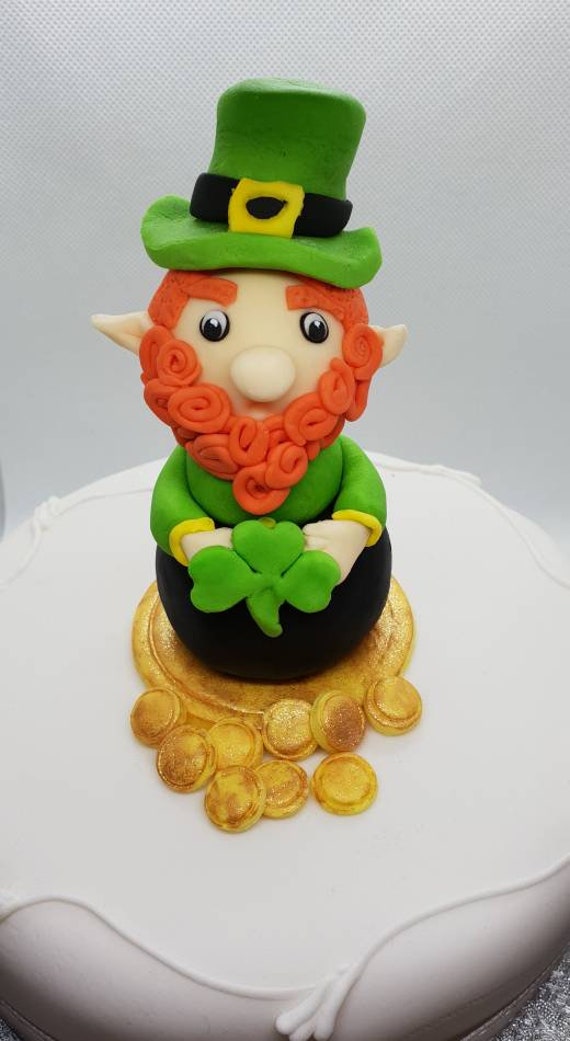 Small or Large edible icing topper Leprechaun Cake topper