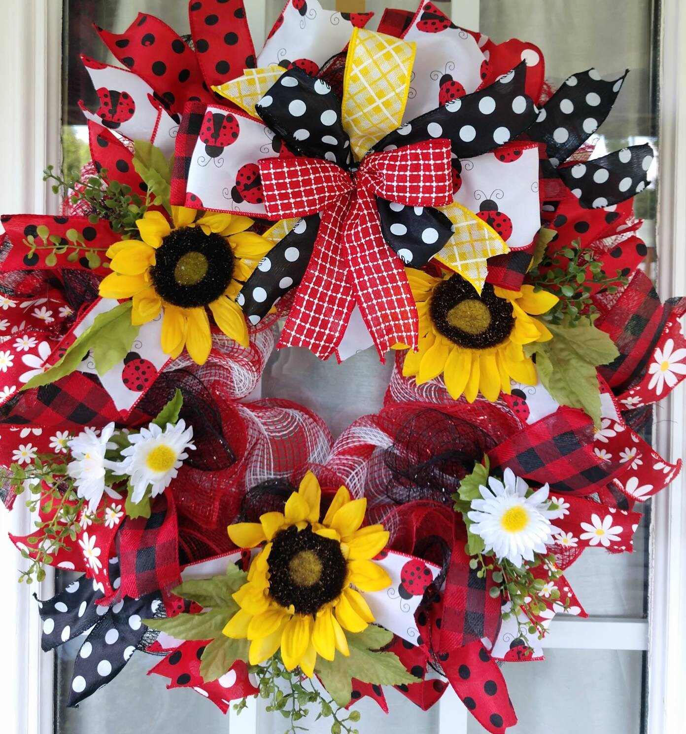 Welcome Wreath Ladybug Wreath for the Front Door Porch Decor Ladybug Garden Shed Decor Ladybug Collector gift Everyday Farmhouse Wreath