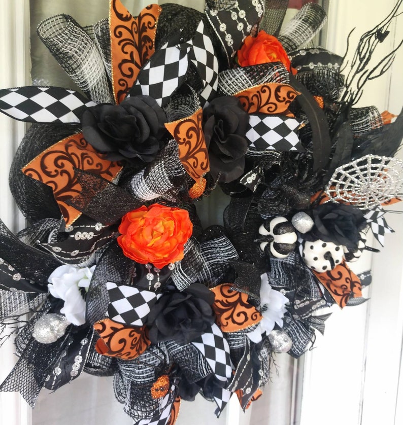 Corona de otoño para puerta delantera, corona espeluznante, corona de calabazas, corona de araña, percha de puerta gótica, corona de bruja, decoración de Halloween, corona de bienvenida imagen 2