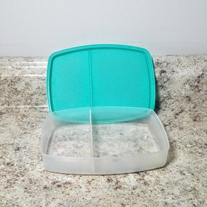 TUPPERWARE #813 Small Packette Divided Slim Lunch Containers Green----Next day shipping