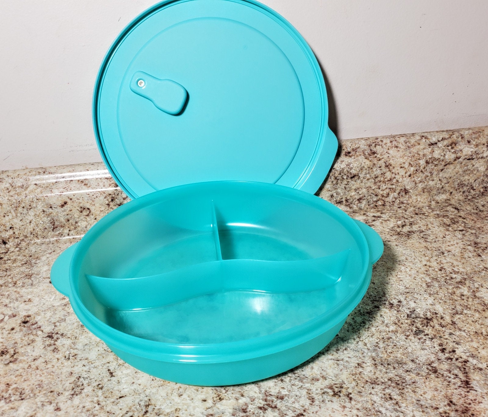 CrystalWave® PLUS Divided Dish