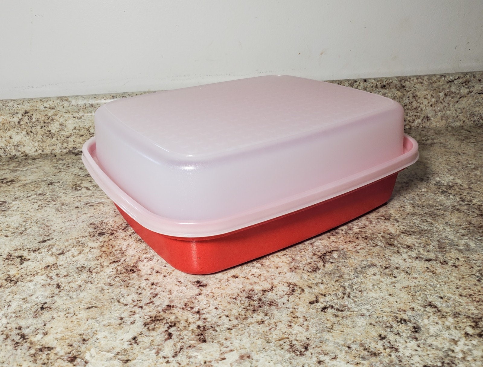 Tupperware Large Season Serve Meat Marinade Container With Lid, Paprika  Color, 10Diam x 12W Very Good Condition, #1294-7 Auction