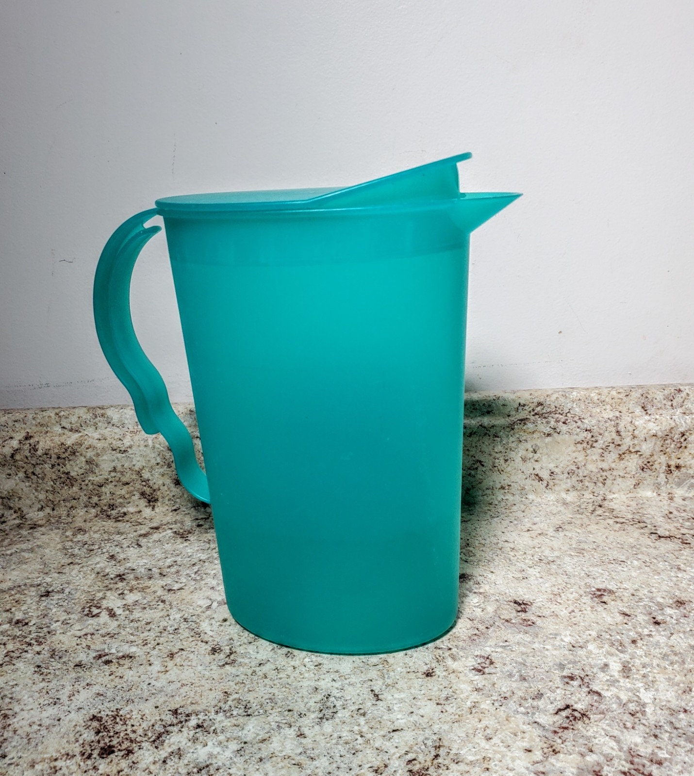 Buy Tupperware Impressions 2.1L/8.75 Cups Pitcher Rocker Top Online in India - Etsy