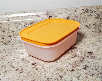 Tupperware Square Rounds 16 30 Oz Freezer Containers Set 4 Pink Lids Freeze  It