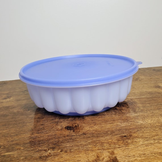 Tupperware Jello Ring W/ Blue Seal Cups #1202 #1201 #1203