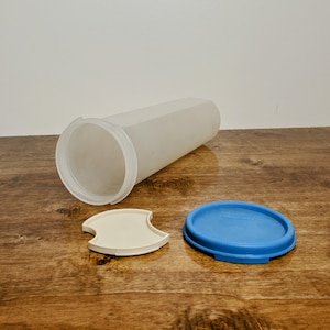 1661 Tupperware Modular Mates Pasta Spaghetti Keeper Storage Container Blue Lid