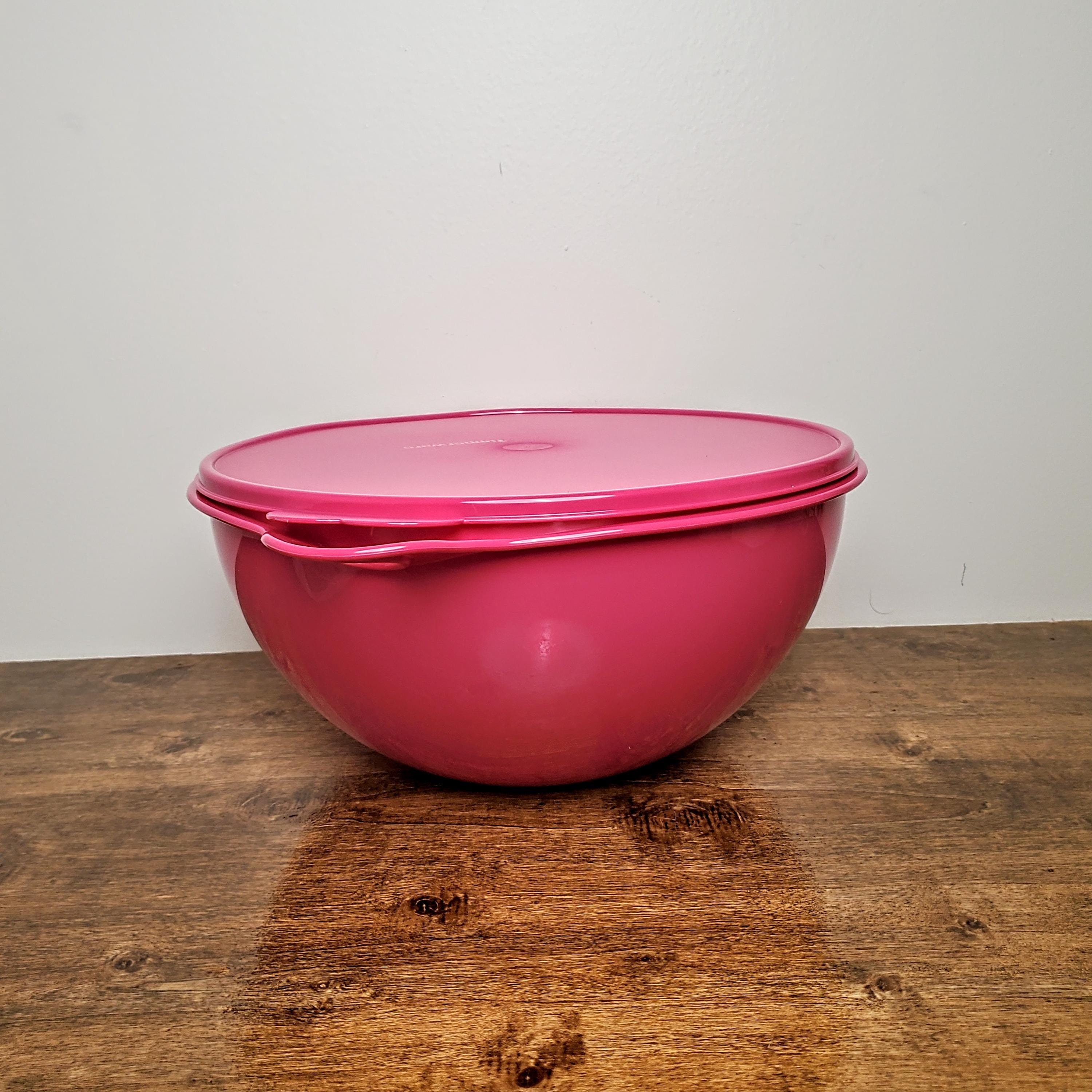 New Tupperware Thatsa Bowl # 2539 Fix N Mix 32 Cup Rose With