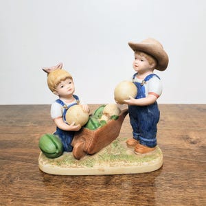 Denim Days Figurine #1512 The Melon Patch 1985 Homco Danny & Debbie Vintage
