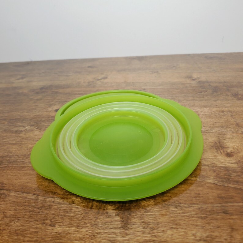 Tupperware Colapsable Tupperware Flat Out Collapsible Bowl #5452 3 Cup 700ml Lime Green W ...