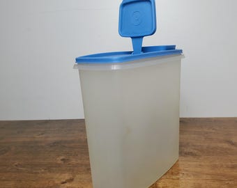 Vintage Tupperware Super Cereal Keeper 20 Cup Container #1588 Blue Seal Lid #1589 1590