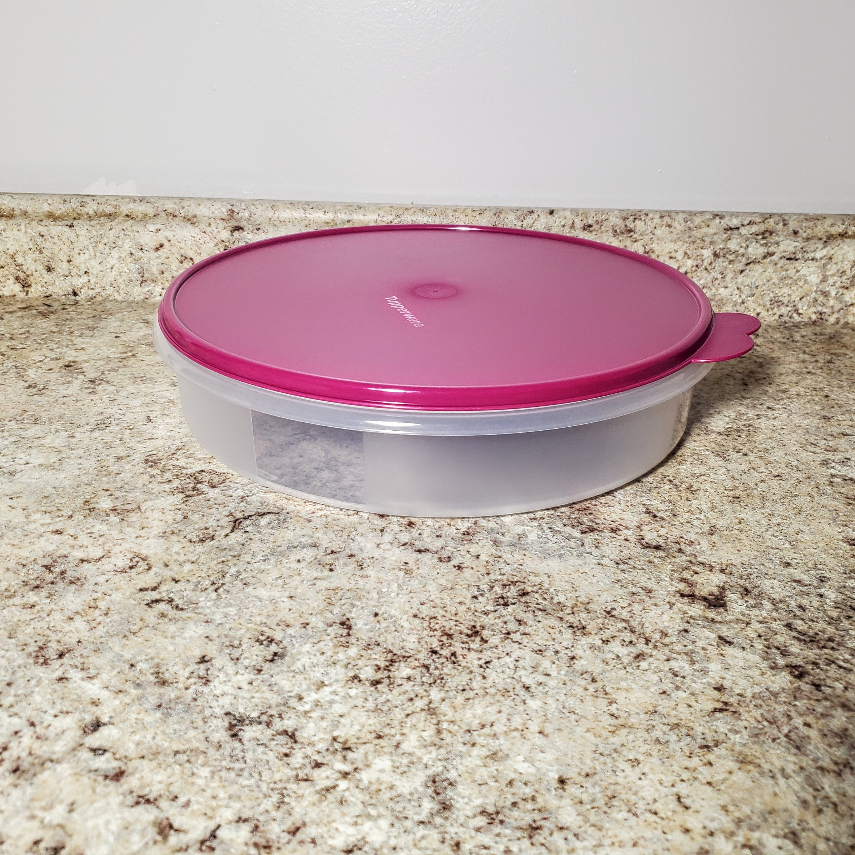 TUPPERWARE Freezersmart Round Container Pie Keeper Radish Purple ...