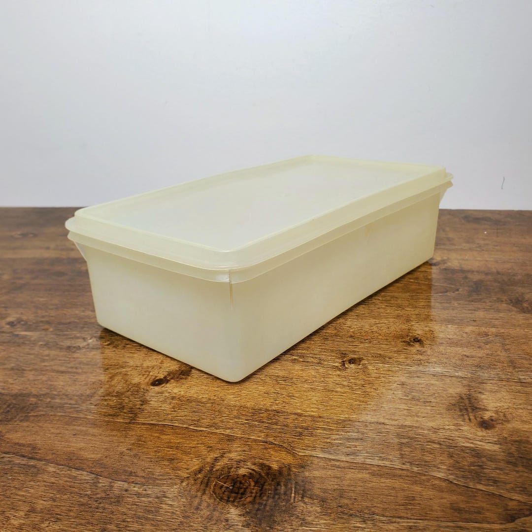 Vintage Tupperware 677 Large Sheer Rectangle Storage Container W