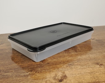 TUPPERWARE Bacon Keeper Jr. Cold Cut Deli Keeper Clear Black