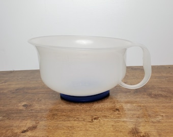 Vintage Tupperware Mix N Store Batter Bowl Clear Blue Measuring Cup #3582