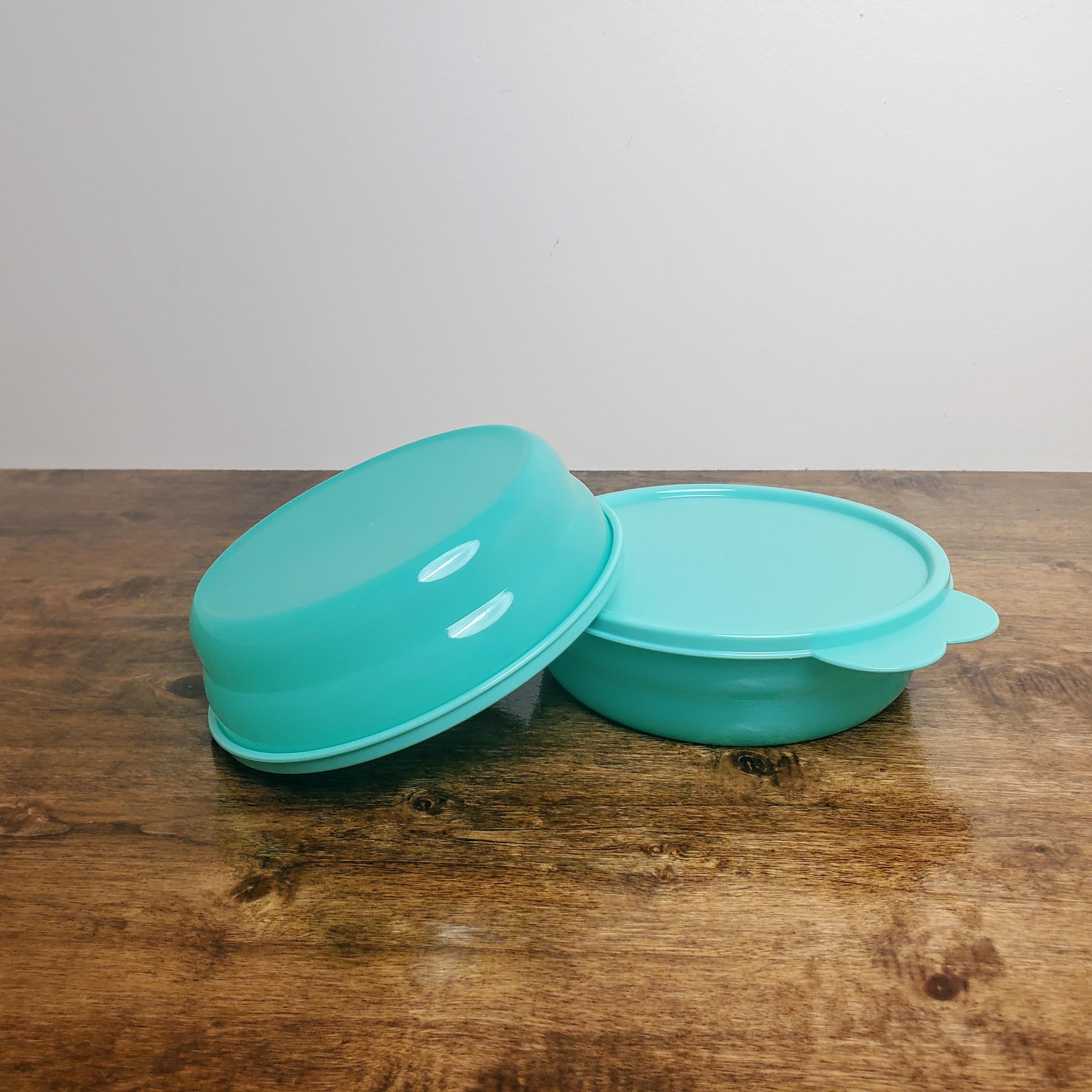 Tupperware Cereal Salad Bowls and Lids Butterfly Tabs Teal Blue