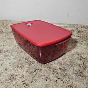 New TUPPERWARE 3380 Rock n Serve Large 3-3/4 Qt Deep Dish & Lid Red image 9