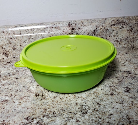 Tupperware Modular Bowl 2.5 Cup Container Round Cereal 1842, 276 Lime Green  New 