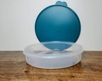 Tupperware FreezerSmart Round Pie Keeper Storage Container Teal Blue Butterfly Lid 4889