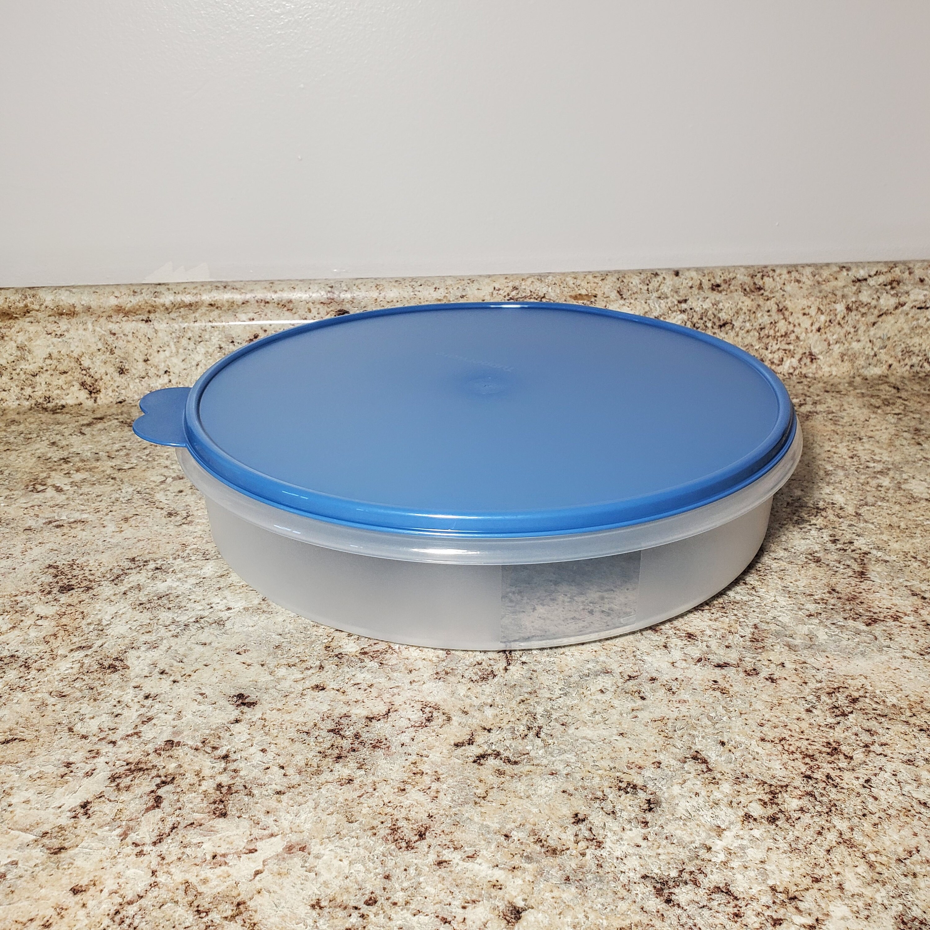 Tupperware 2024 round container