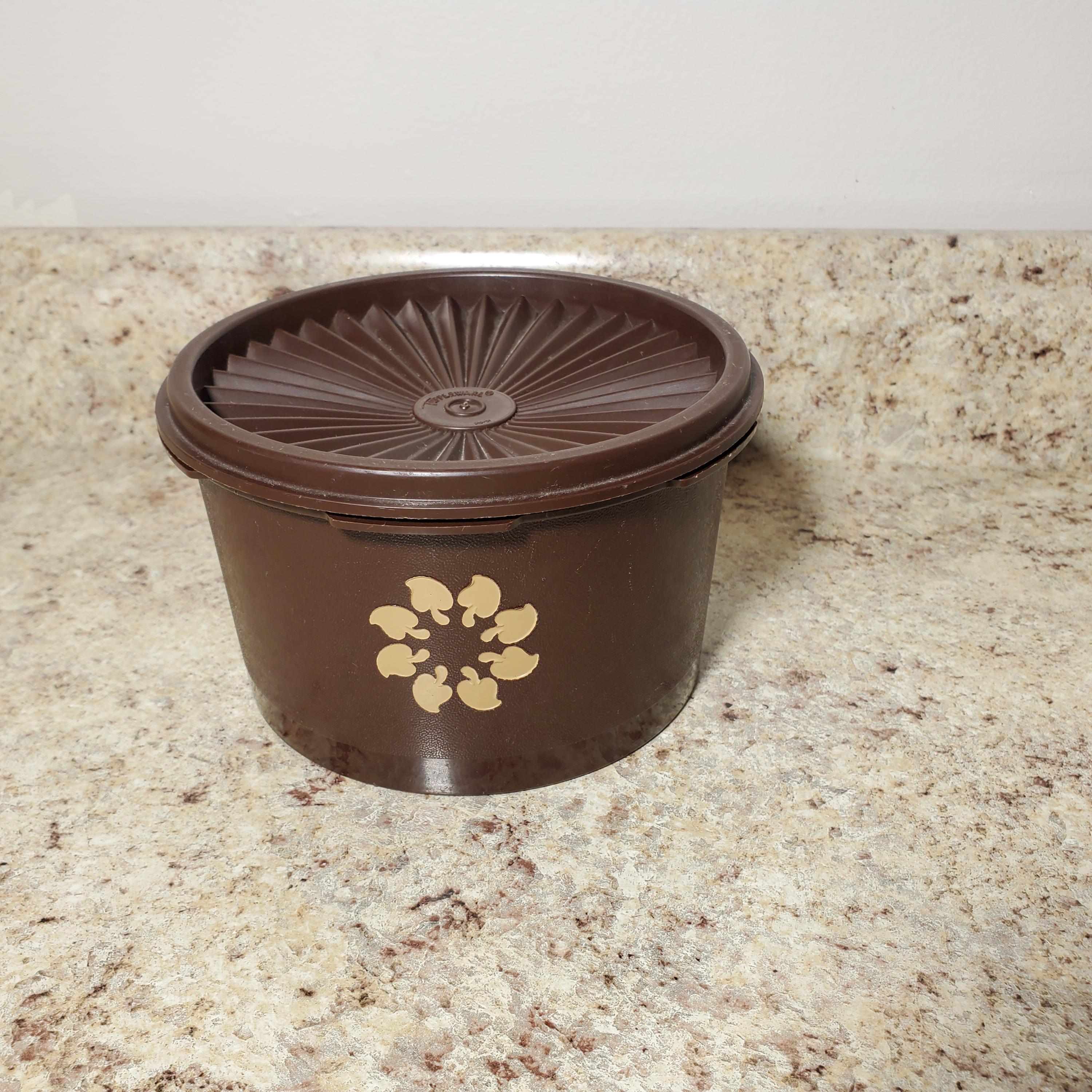 Vintage Tupperware #1298 Chocolate Brown Servalier Mushroom