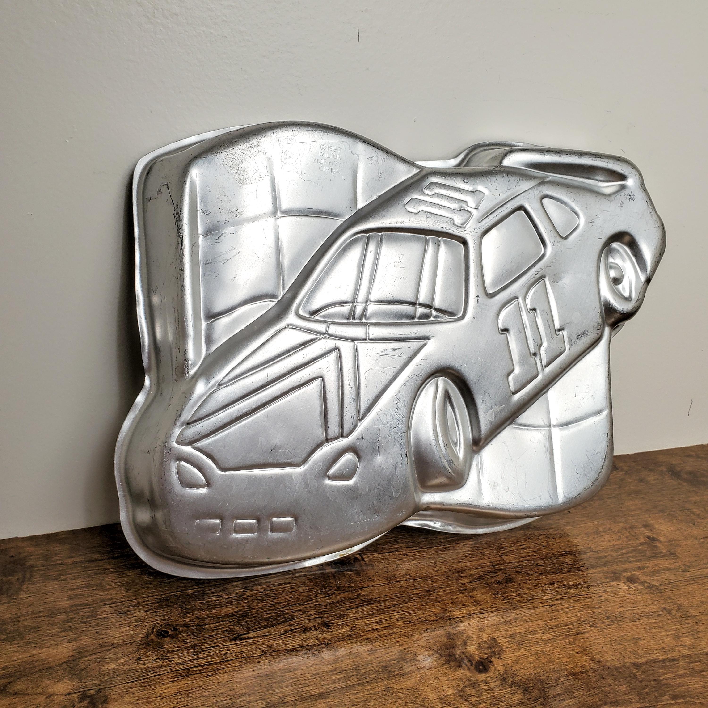 Race Car Nascar Cake Pan 1997 Wilton Aluminum #2105-1350 Lightning