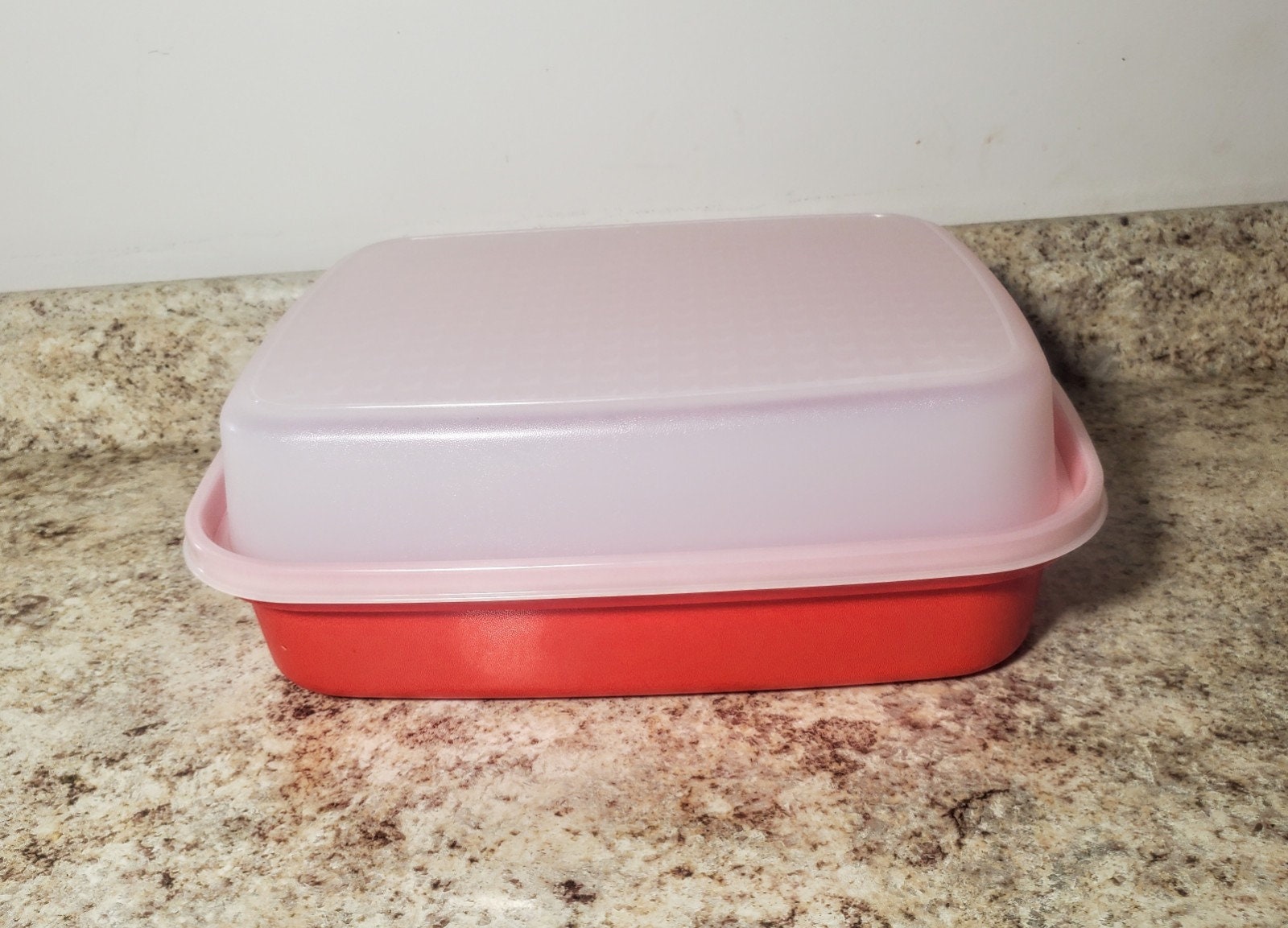 VINTAGE Tupperware 1294-2 Meat Marinade Container With Lid Paprika Red