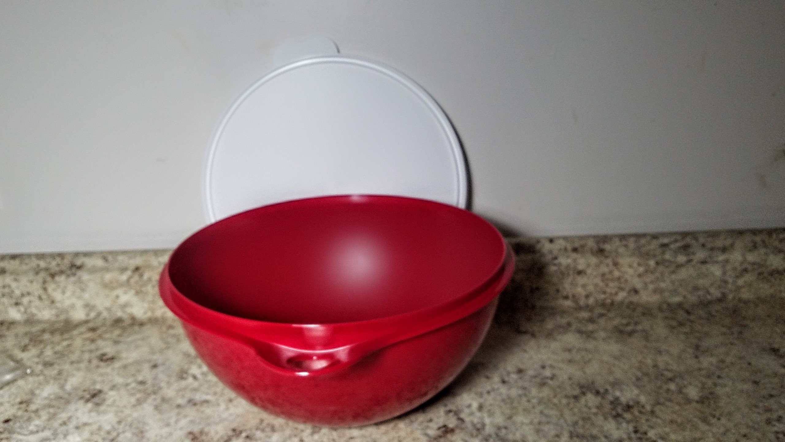 New Tupperware Thatsa bowl 2539 Fix n Mix 32 Cup Red with Etsy