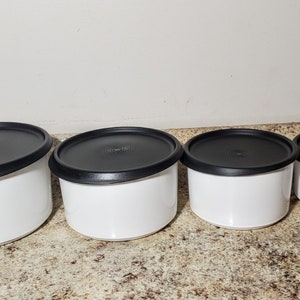 Tupperware Toppers Set 4 Stacking Canisters White w/ One Touch Black Seals New