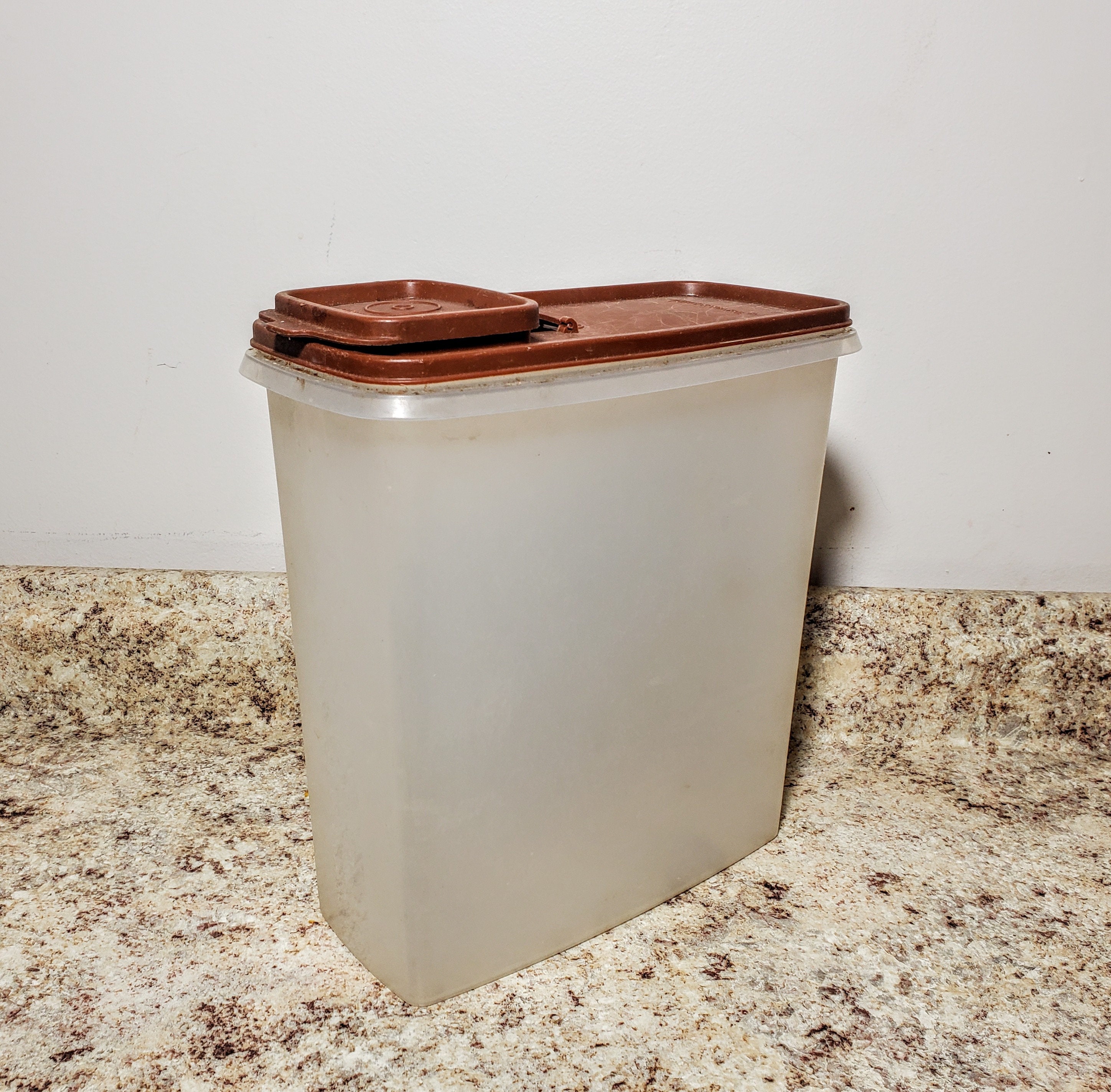 Vintage Tupperware XL Cereal Keeper Container Brown Flip-top Lid 1588 