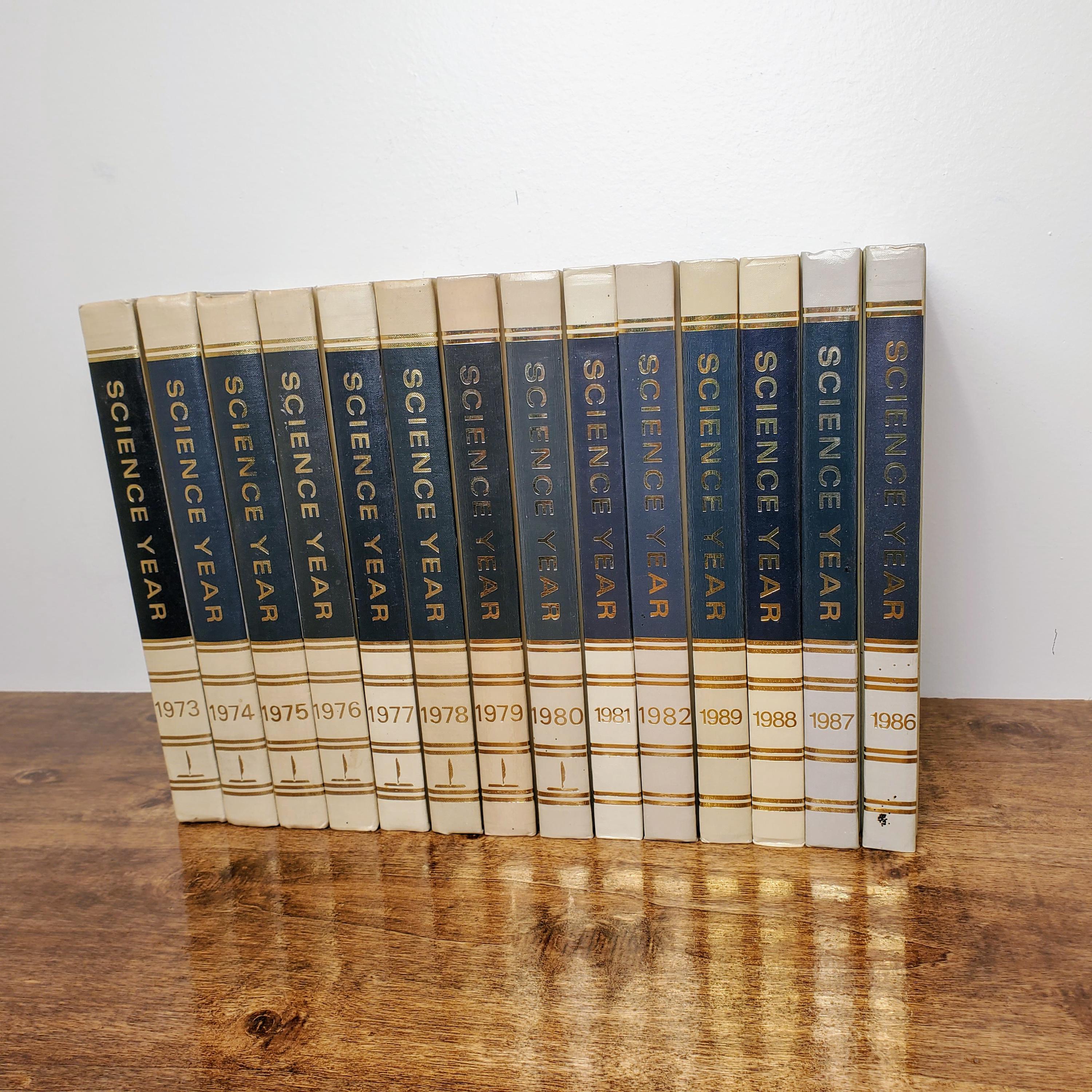 70s Encyclopedia Set - Etsy