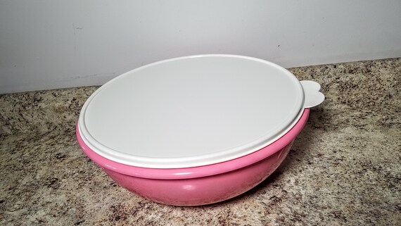 1970s Large TUPPERWARE Fix N Mix Mixing Bowl Large Clear 26 Cup Bowl Tupper  Seal Lid Salad Bowl Parties Potluck Picnic Food Storage 