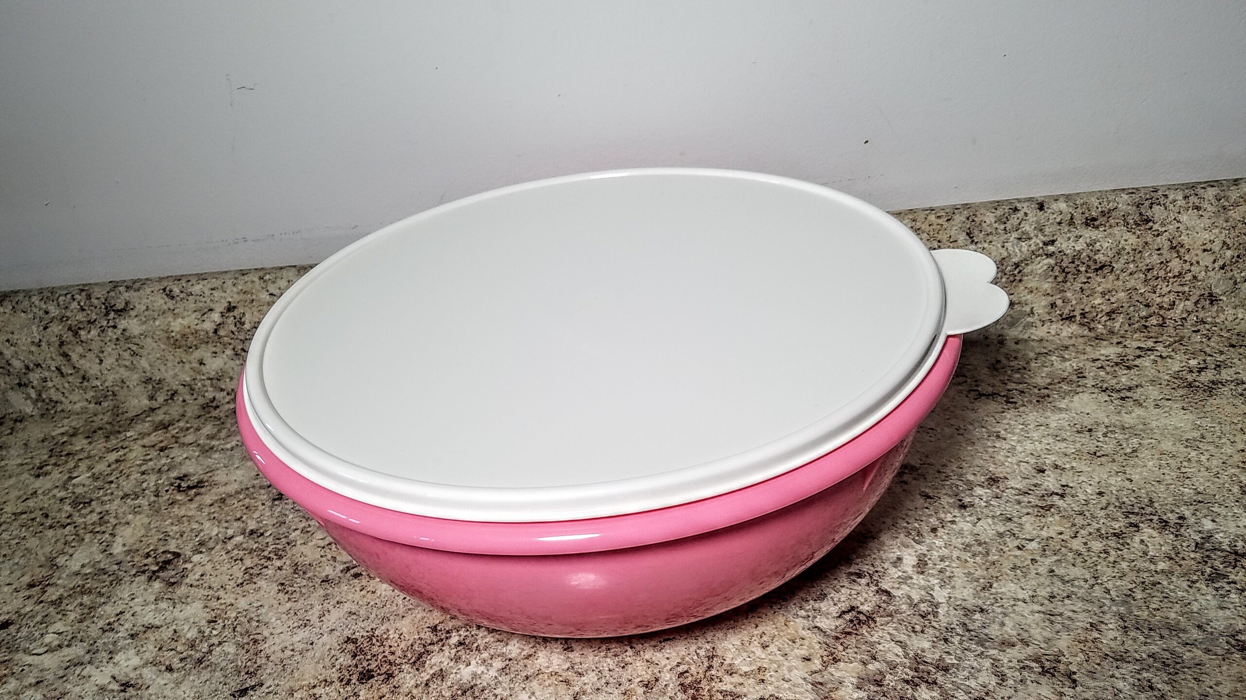 1950's 1960's Vintage Tupperware 274 Fix N Mix Large 26 Cup Mixing Bowl W/  Lid / Seal VERY Good Condition 