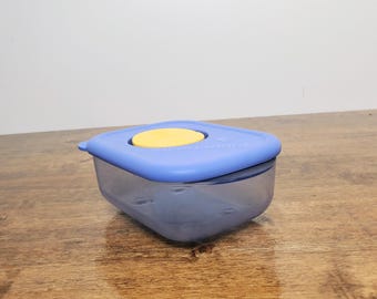 Tupperware Vent N Serve 1 Cup Microwave Container #3387 #3388 Blue Lid Yellow Tab