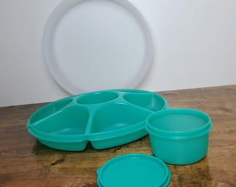 Tupperware #1665 Serving Center Set Teal Blue Dip Bowl Lid Preowned