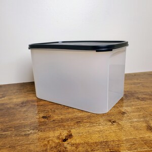 Tupperware Modular Mate #3 Container #1848 ~ 27 1/2 Cups - Black Seal New