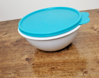 Tupperware Grey Speckled 1.4L 6 Cup Bowl 2520 Turquoise Blue Lid 228 USA