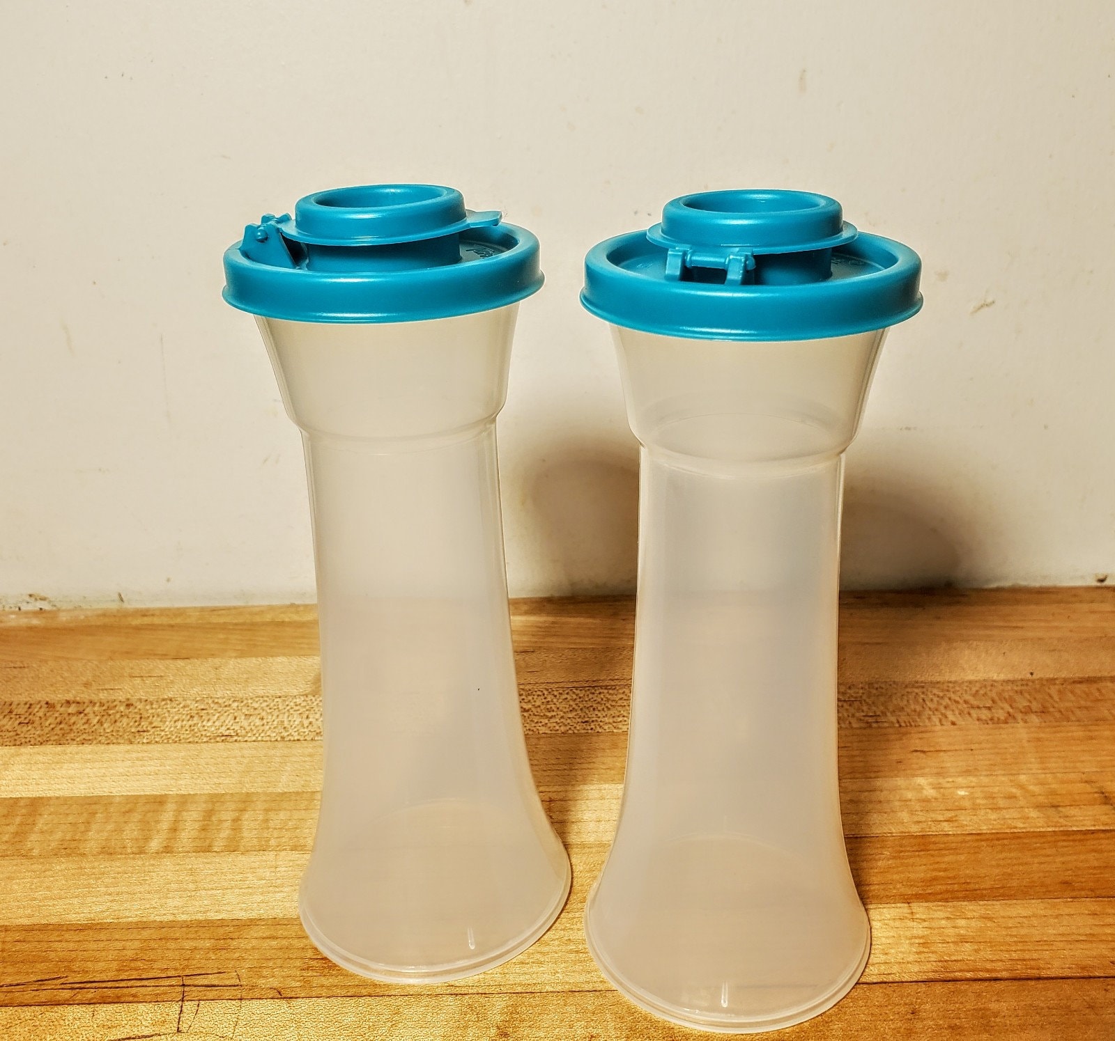 Tupperware LARGE Hourglass Salt and Pepper Shakers Set Clear With Teal Seals Etsy