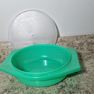 Vintage TUPPERWARE Jaditte Serving STORAGE BOWL  786  Lid 230