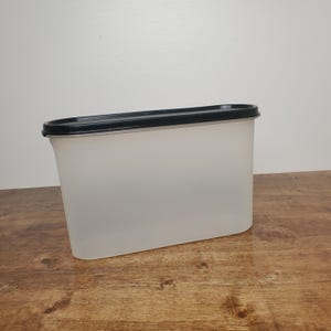 New Tupperware Modular Mates 10 Cup Container 2401 Black Lid