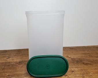 Tupperware Modular Mates Oval #5 1615 Container 12 1/4 Cup Green Lid