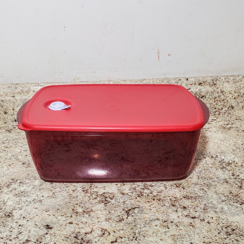 New TUPPERWARE 3380 Rock n Serve Large 3-3/4 Qt Deep Dish & Lid Red image 8