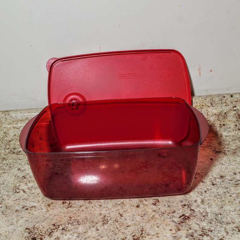 New TUPPERWARE 3380 Rock n Serve Large 3-3/4 Qt Deep Dish & Lid Red image 5