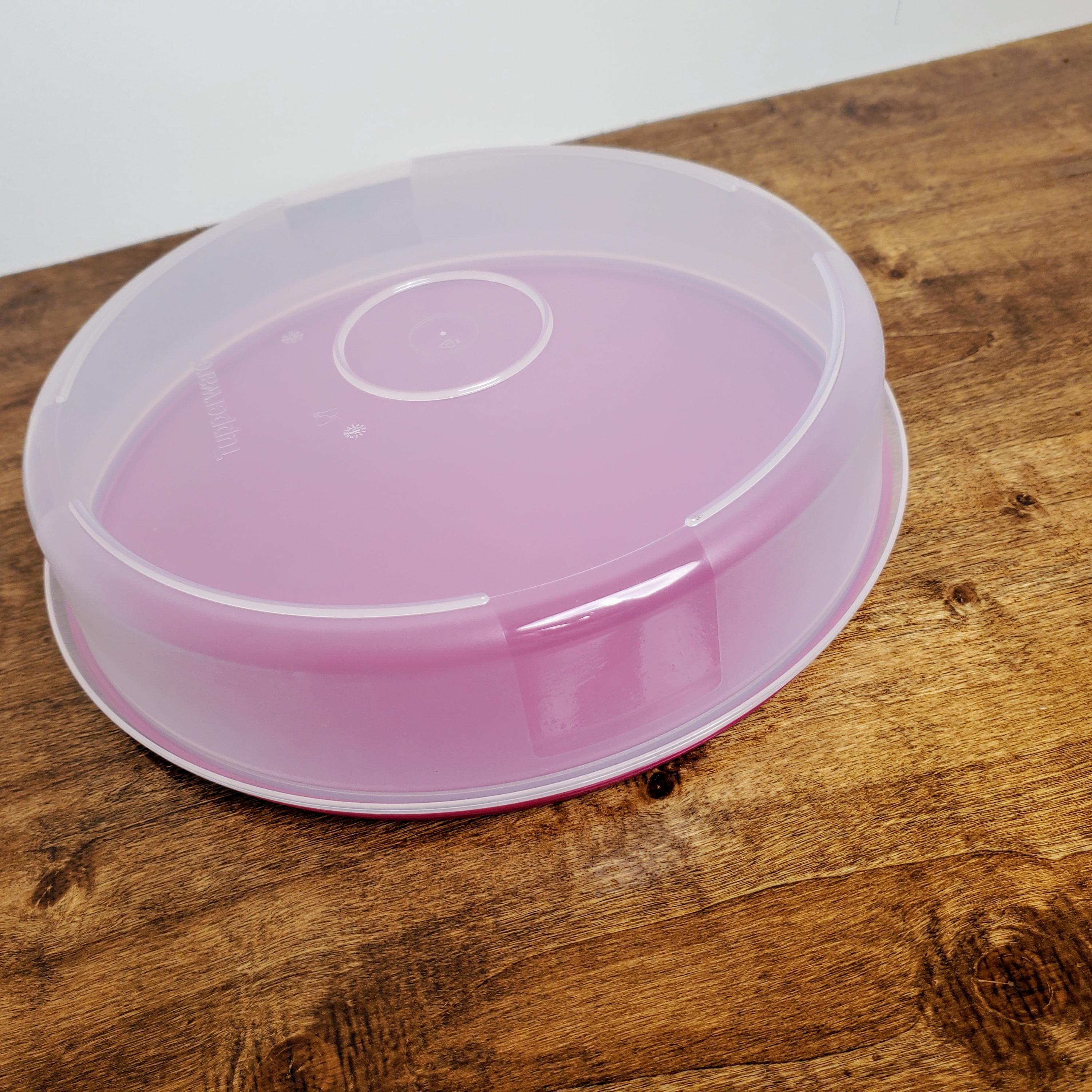 TUPPERWARE Freezersmart Round Container Pie Keeper Radish