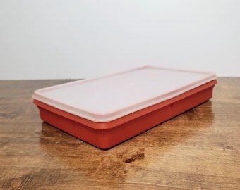 Vintage Tupperware 794 Bacon Keeper Paprika Red Deli Meat Container w/ Sheer Lid USA