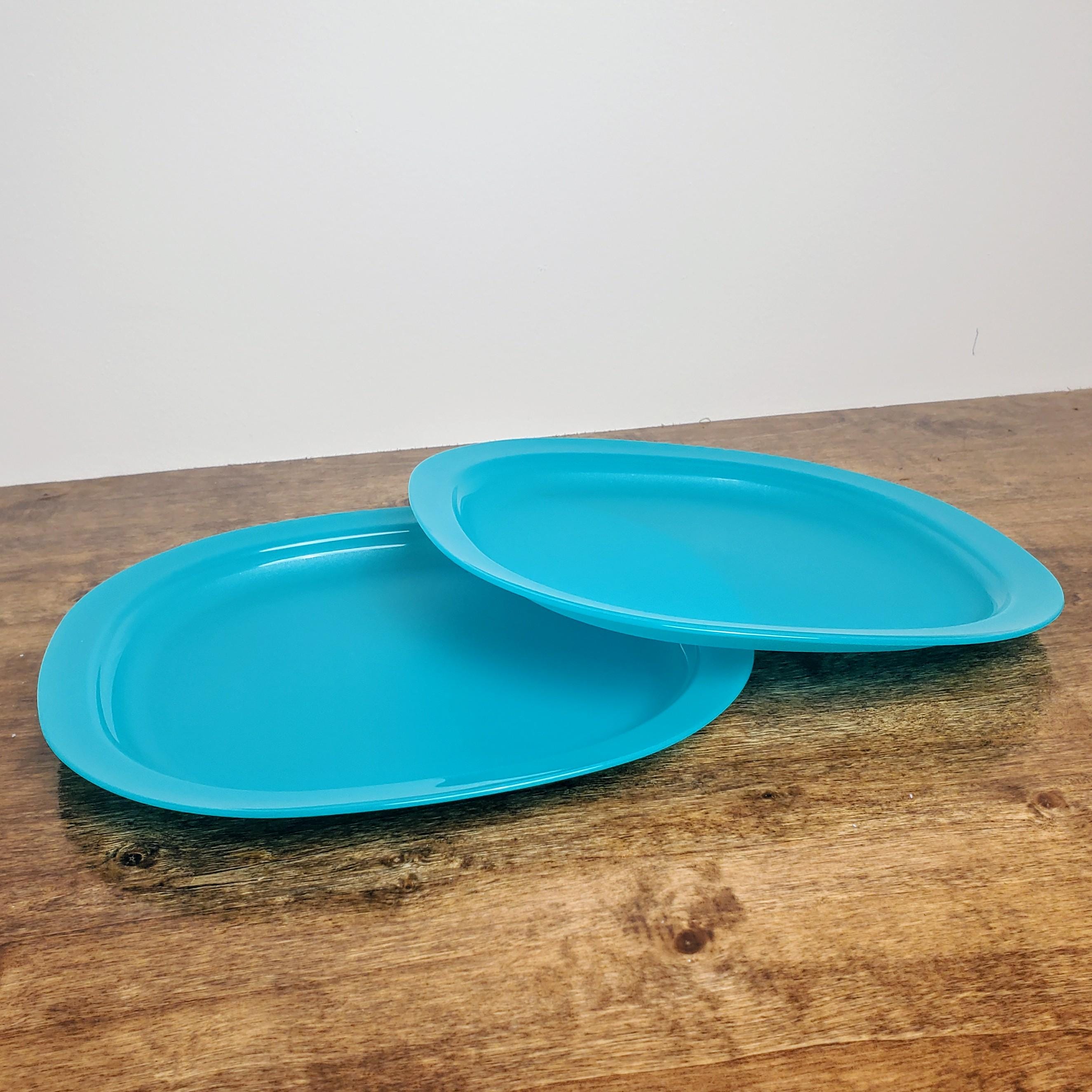 Tupperware Microwave Reheatable Teal Rounded Square Plates 3398