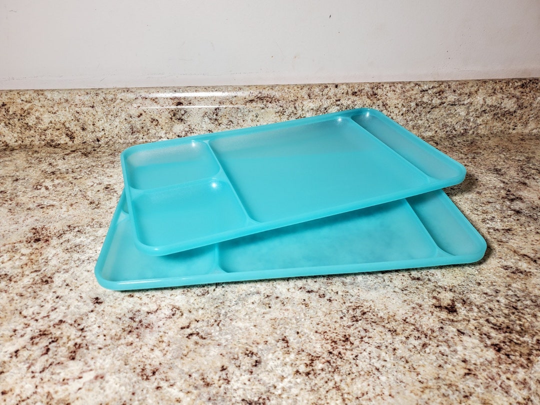Tupperware Cafeteria Serving Divided Trays 1535 Camping Picnic 1535