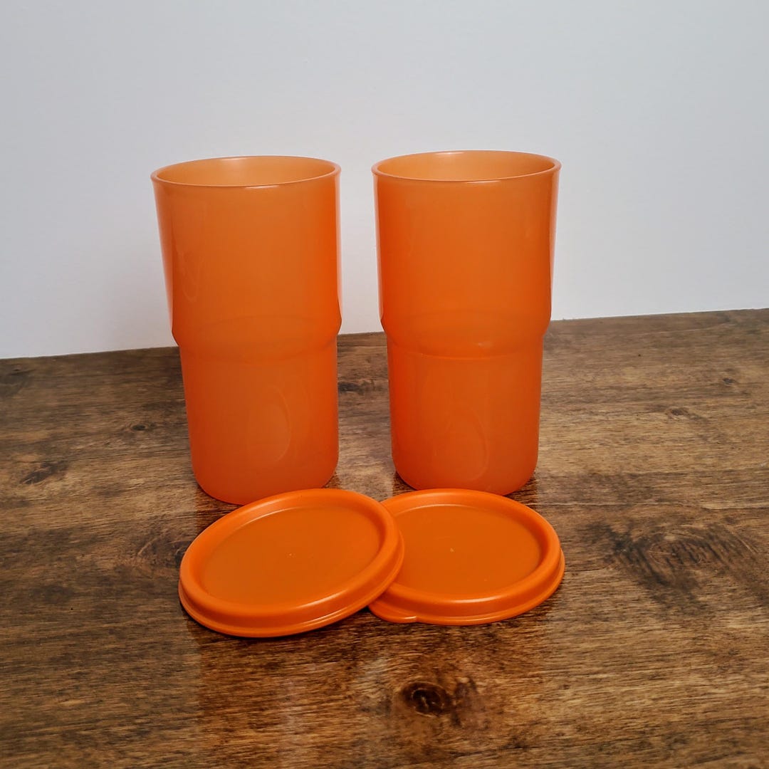 Tupperware 2個 オレンジ カップ NEW Tupperware Tabletop Tumblers 12 Oz 350ml Cups Set of 2 Orange